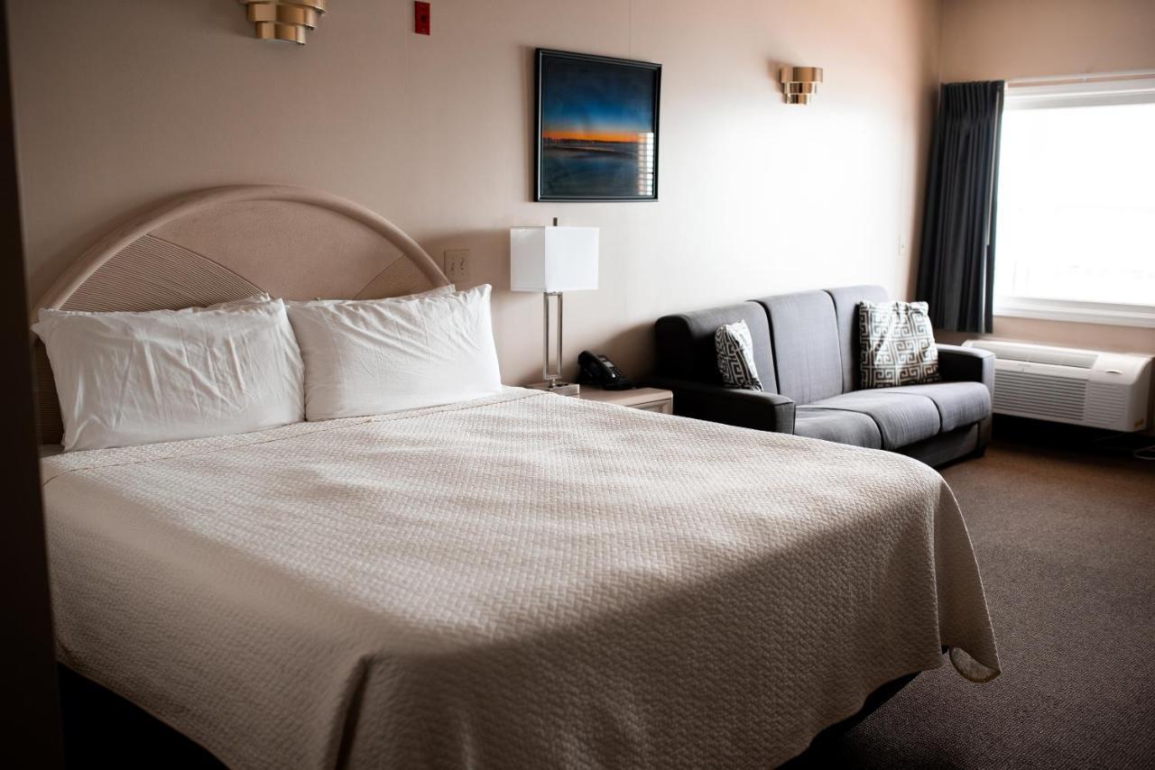 West Bank Inn Celina Kültér fotó